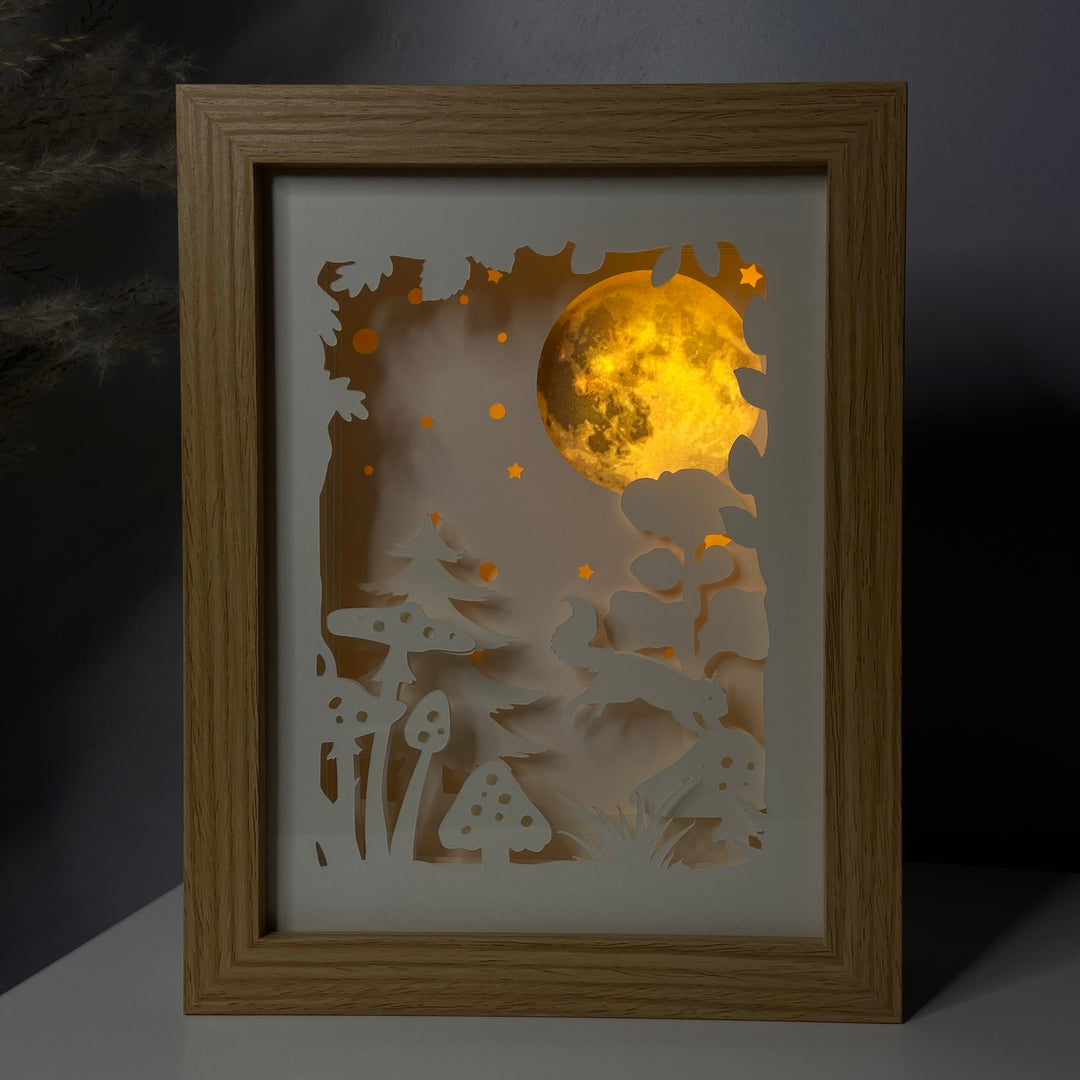 VEILLEUSE - LAMPE DE CHEVET - CADRE LUMINEUX - "L'ÉCUREUIL MAGIQUE"