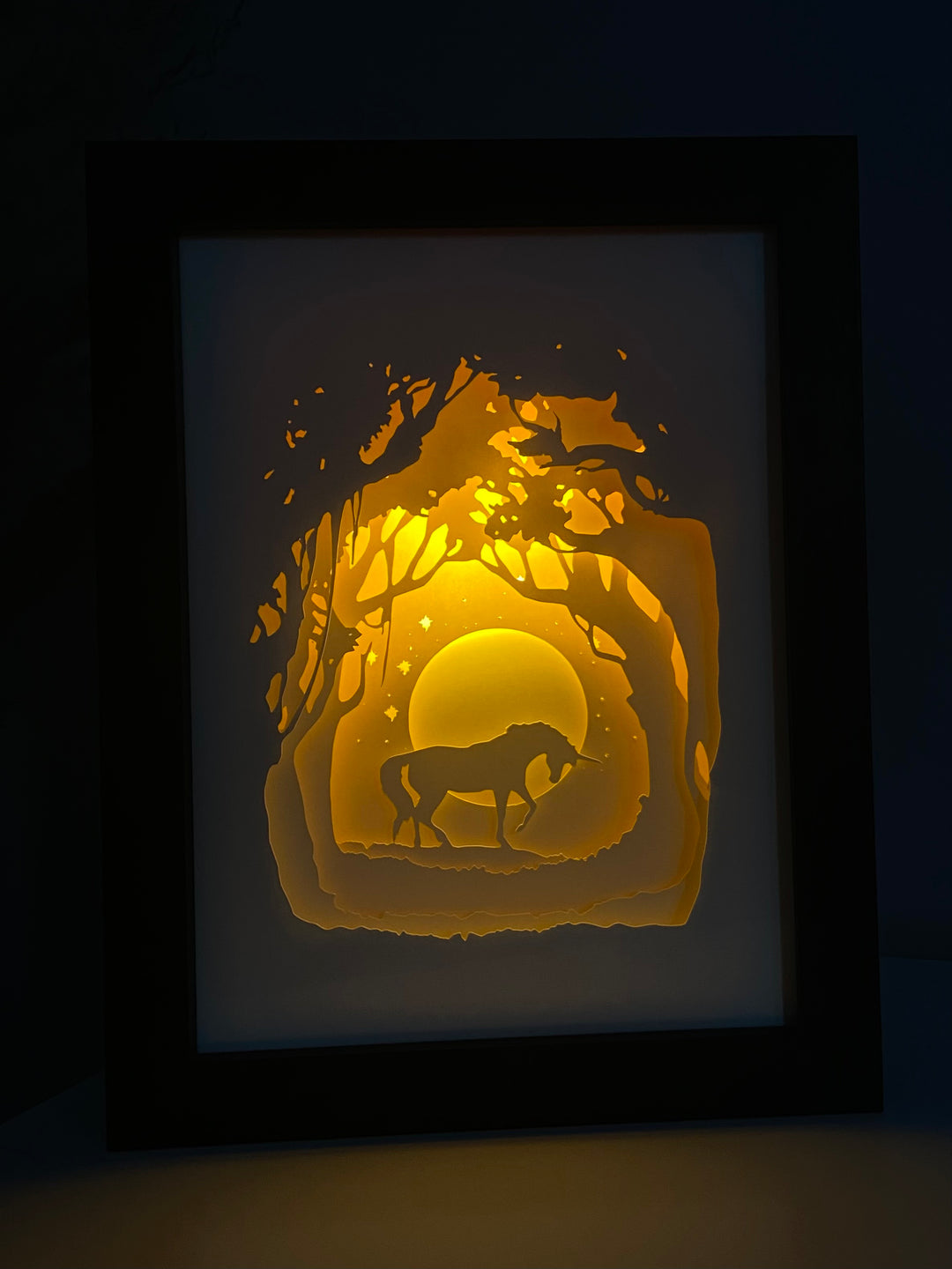 VEILLEUSES - LAMPE DE CHEVET - CADRE LUMINEUX - "LICORNE ÉTOILÉE"